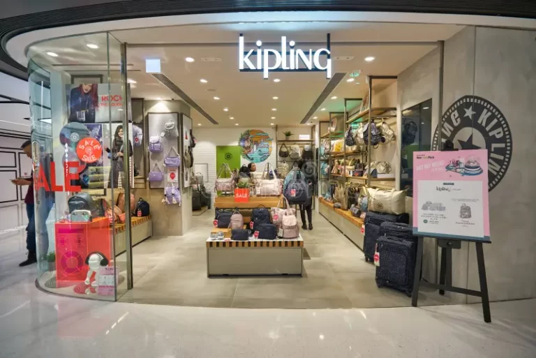 Discover Kipling: Stylish Bags & Accessories That Travel With You